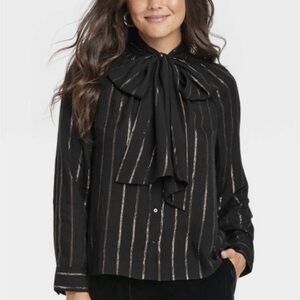 Universal Thread Black Striped Blouse